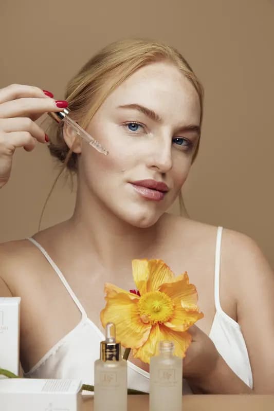 Syuzanna Schenk, founder of RealSkin Art professional skincare brand